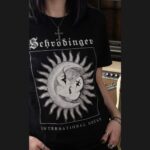Playera - International Decay